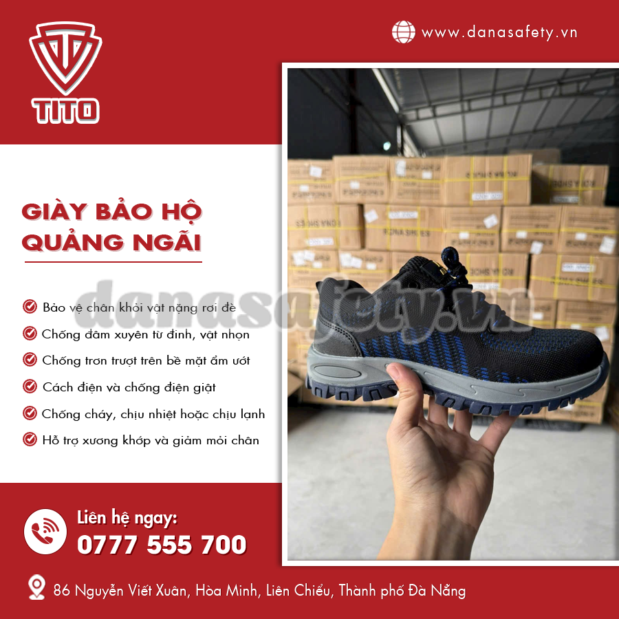 Giày bảo hộ da bò màu nâu, có lỗ thoáng khí và đệm cổ chân dày chống va đập.
